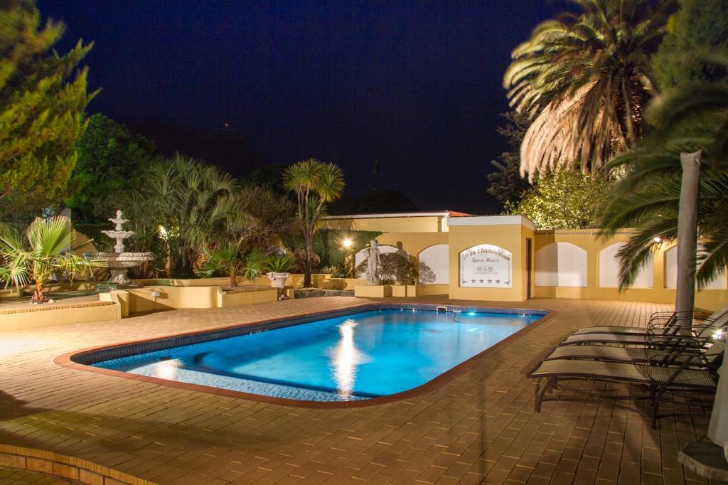26 On Chamberlain Guest House Куинстаун Экстерьер фото